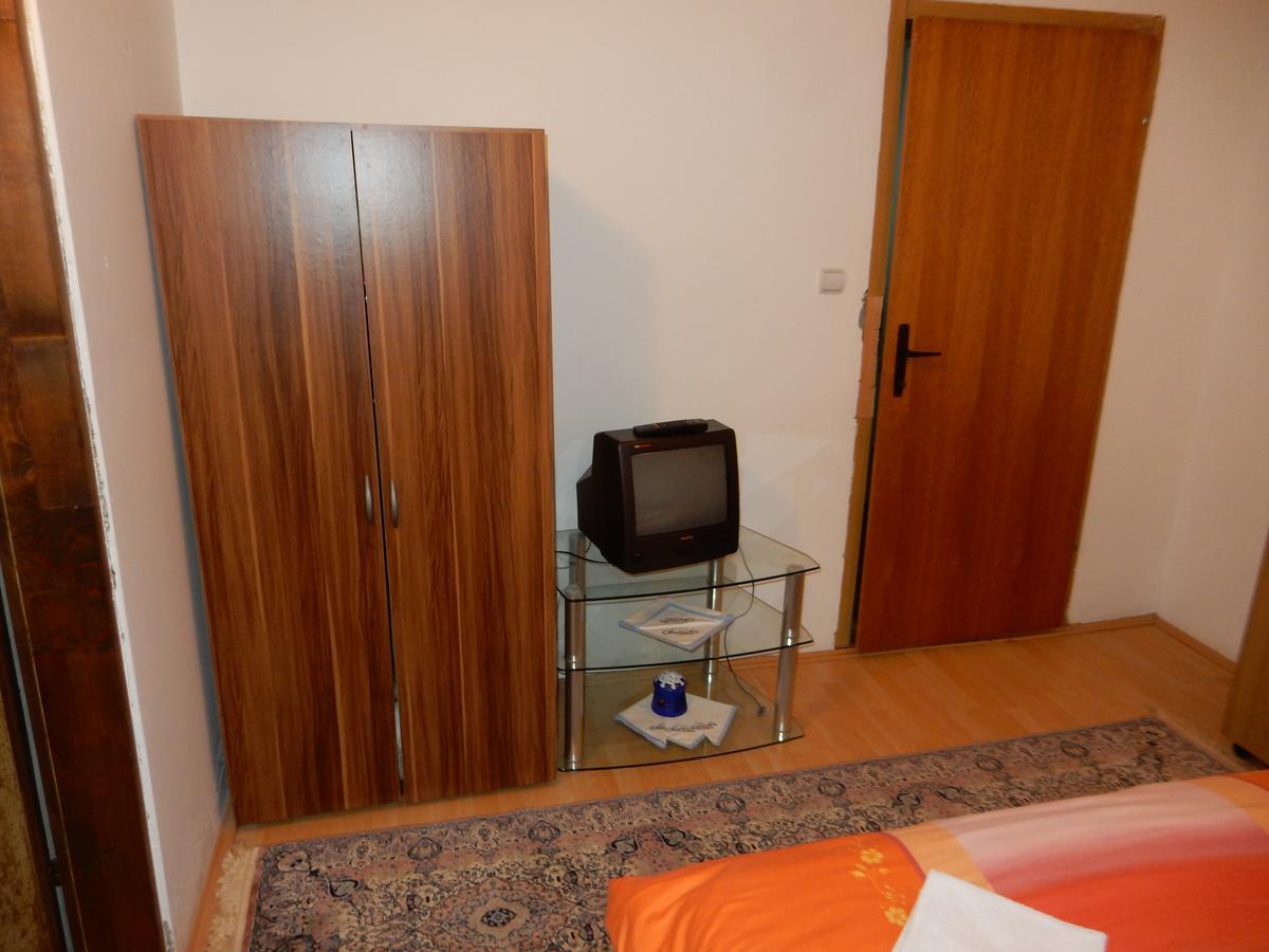 Panorama Lomnica Bed & Breakfast Despotovac Exterior foto