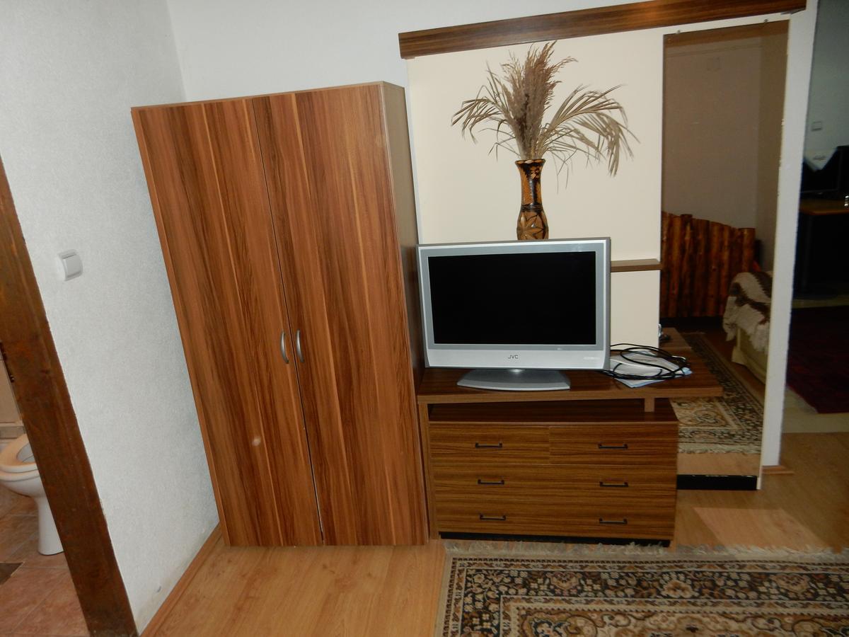 Panorama Lomnica Bed & Breakfast Despotovac Exterior foto