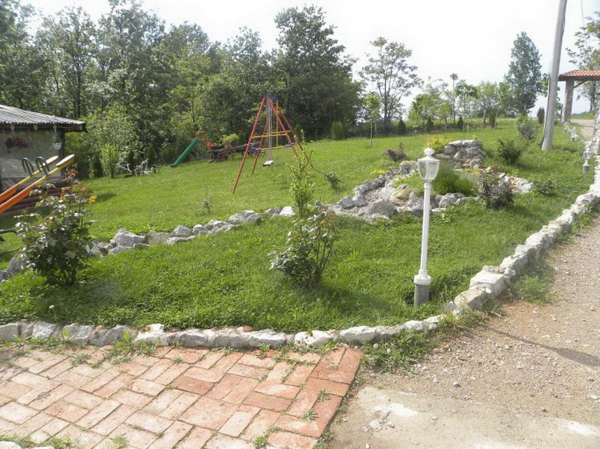 Panorama Lomnica Bed & Breakfast Despotovac Exterior foto