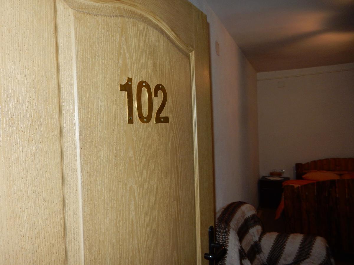 Panorama Lomnica Bed & Breakfast Despotovac Exterior foto