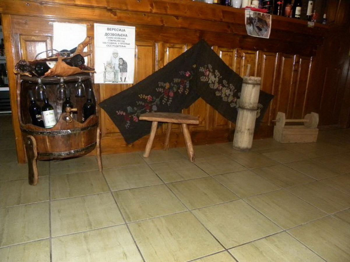 Panorama Lomnica Bed & Breakfast Despotovac Exterior foto